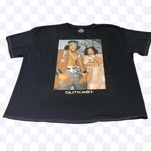 🆕 OUTKAST unisex black tee